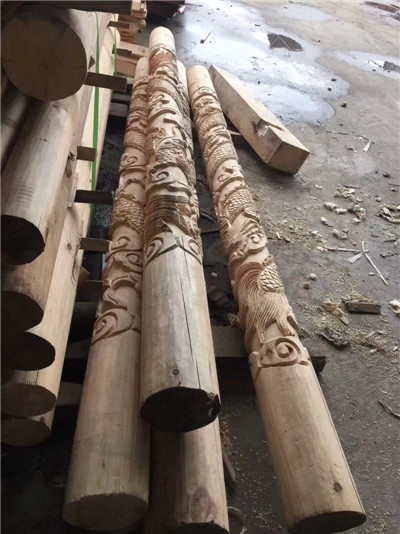 成都龙柱