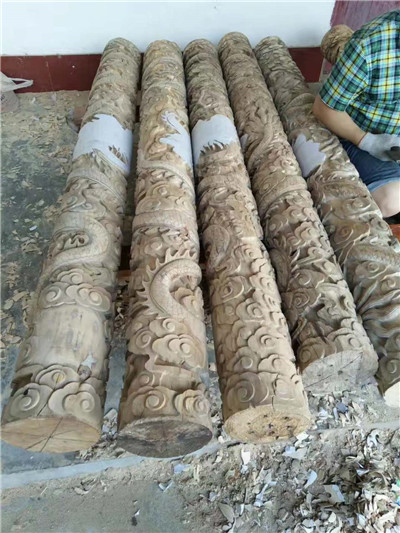 龙柱价格